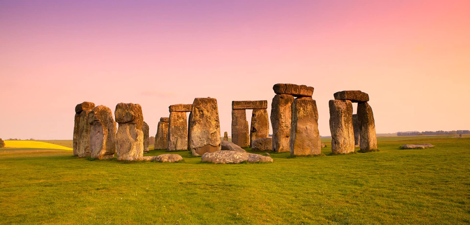 Entardecer no stonehenge inglaterra